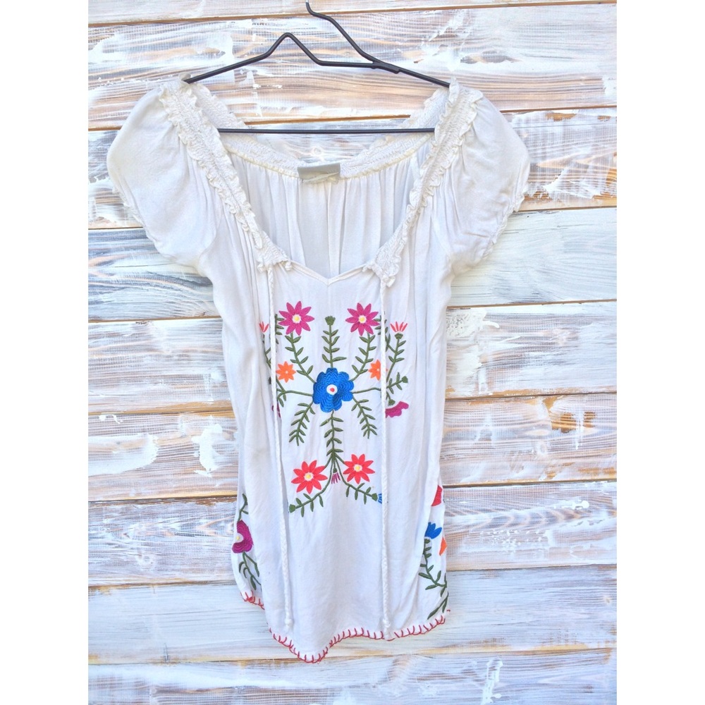 Floral Embroidered Off the Shoulder Peasant Blouse
